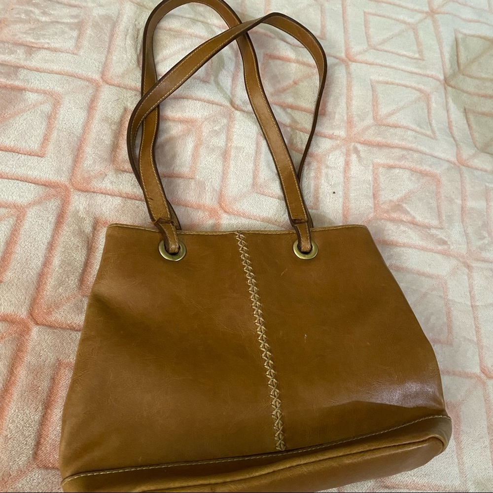 Leather handbag